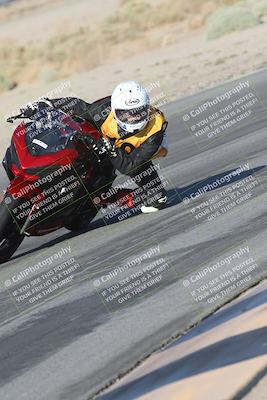 media/Sep-20-2025-Race Pace (Sat) [[d4e1b33f4d]]/Non Verified/Turn 4 Inside (8am)/